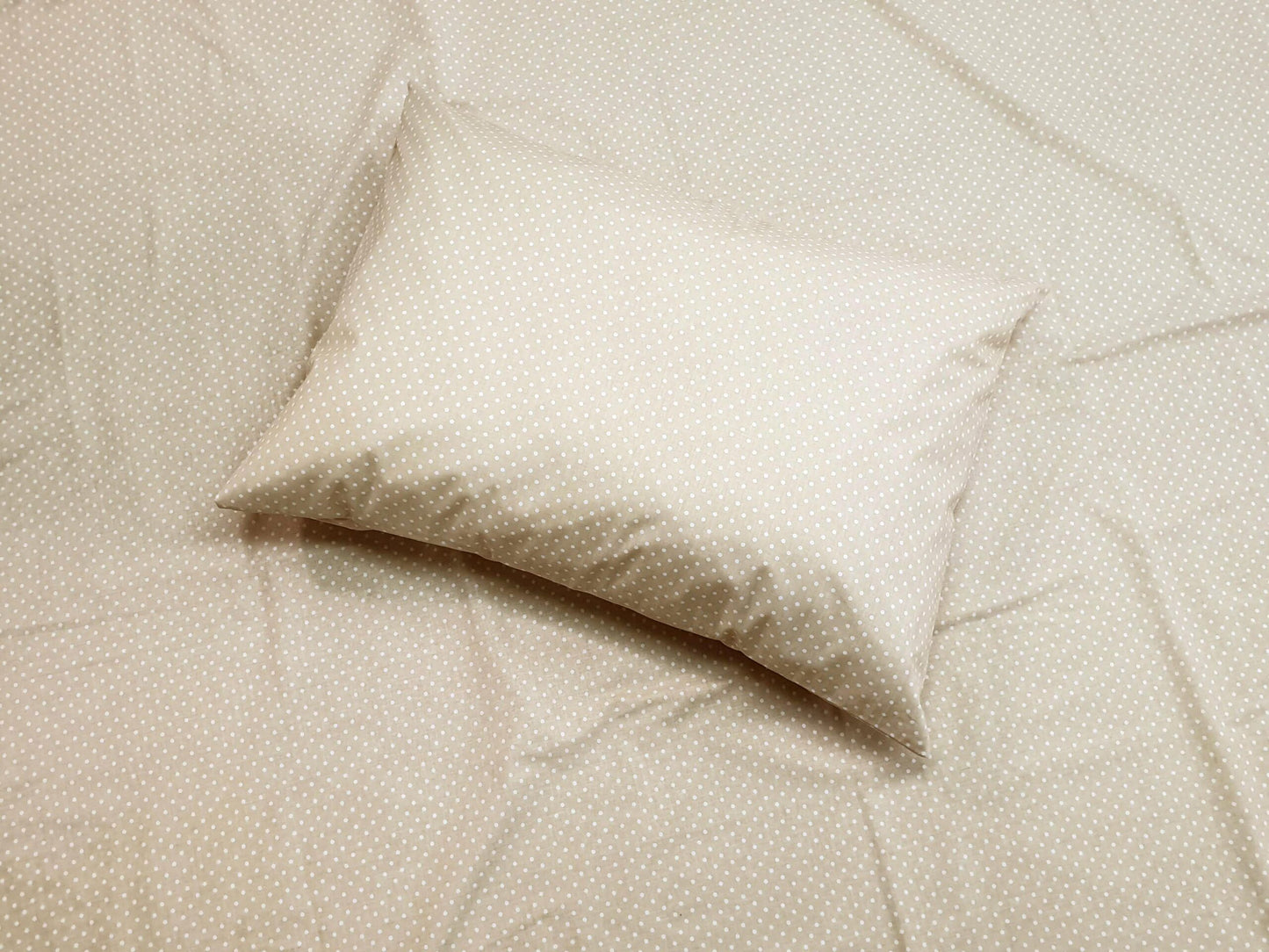 Vaikiška drobės patalynė „Taškiukai“ (smėlinis)